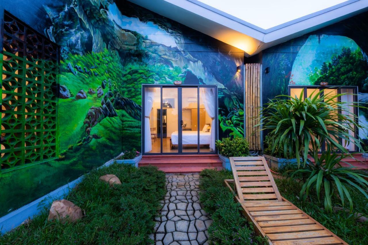 Commander Lodge Phong Nha Esterno foto